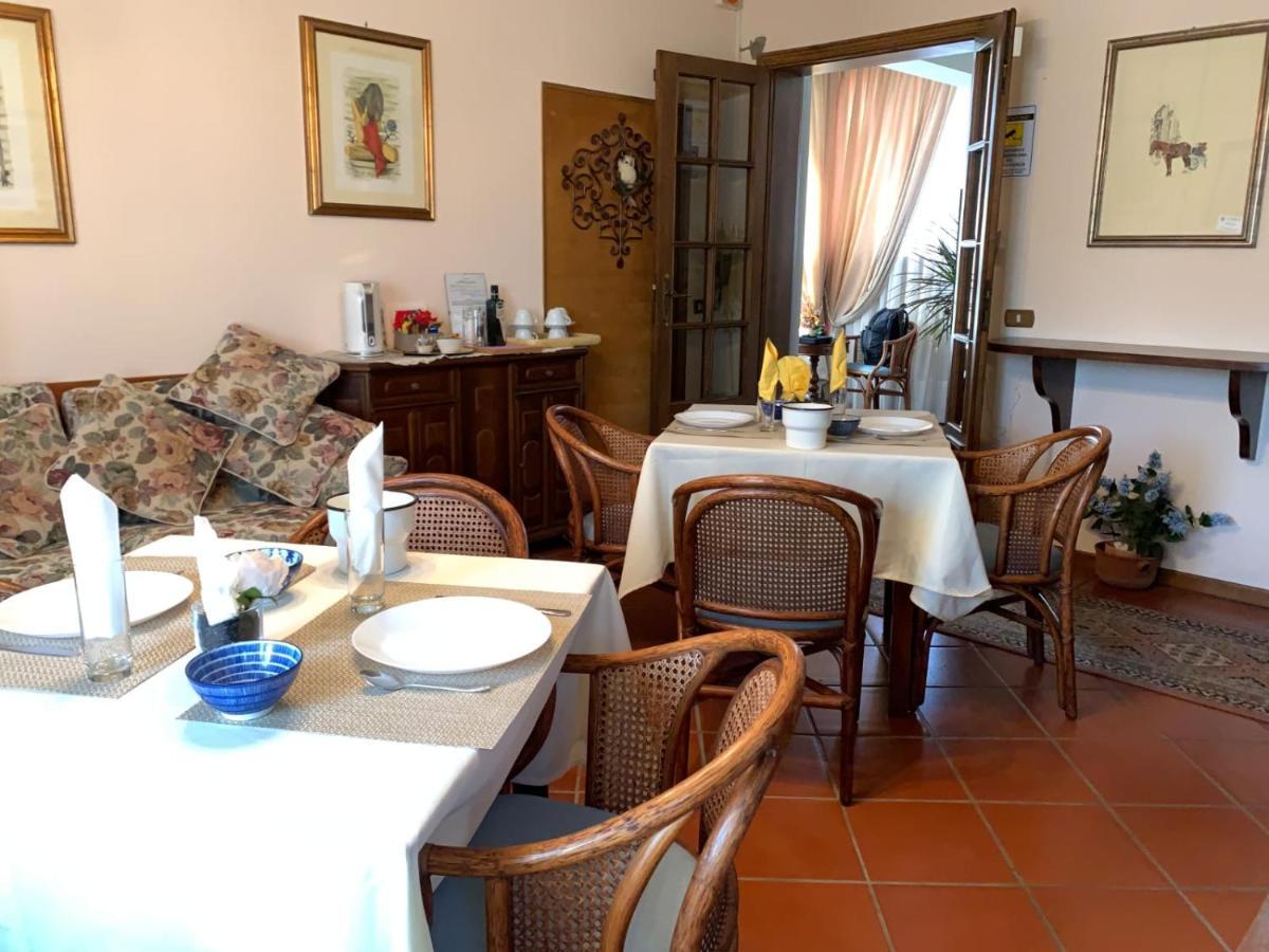 Al Borgo Bed and Breakfast Λούκα Εξωτερικό φωτογραφία